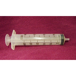 CC Moore Syringe - Fecskendő
