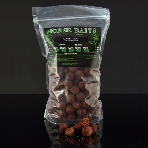 Horse Baits Oldódó Bojli Chili Out Soft (1kg)