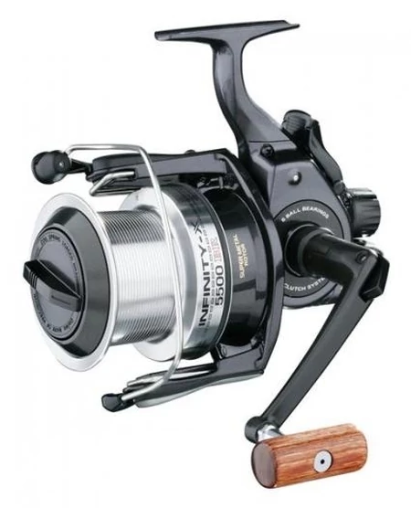 Daiwa INFINITY X BRA 5500 Nyeletőfékes Orsó